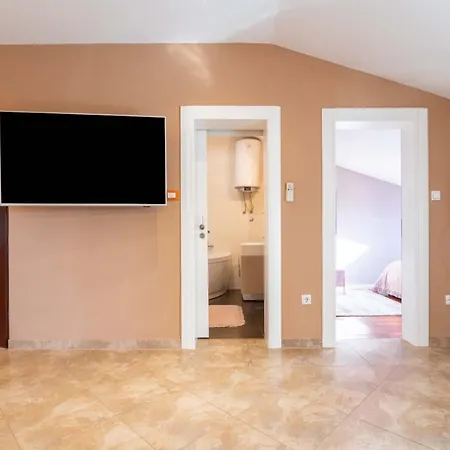 شقة Deluxe Bambi With Panoramic View زادار