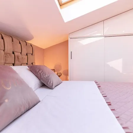 Апартаменты Deluxe Bambi With Panoramic View *