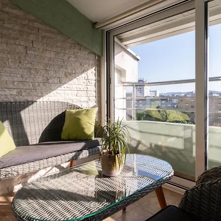 Апартаменты Deluxe Bambi With Panoramic View *